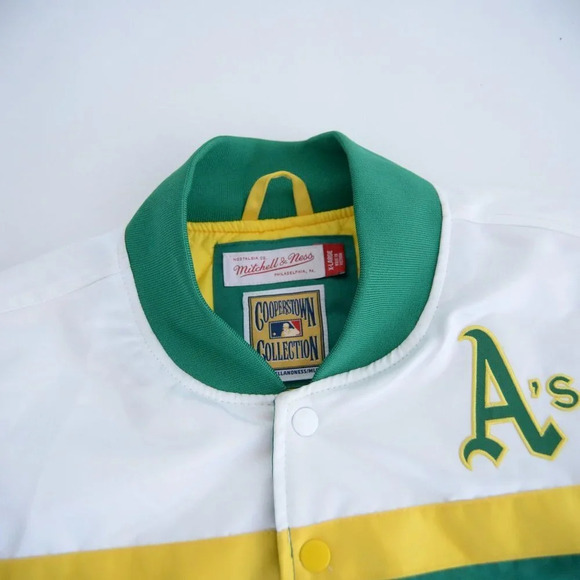 Mitchell  & Ness Cooperstown Collection Oakland Athletics MLB Green White & Gold - Picture 14 of 16